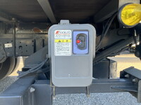 いすゞエルフアルミバン小型（2t・3t）[写真22]