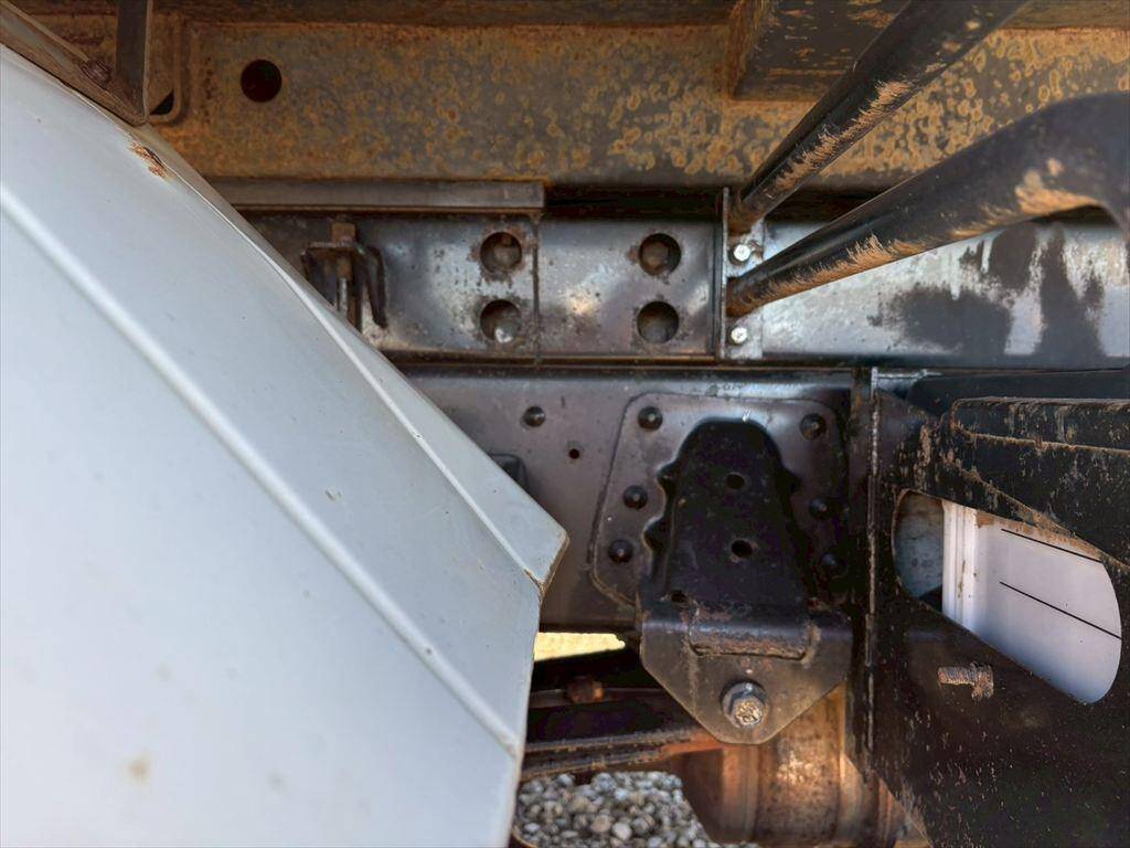 日野レンジャーダンプ中型（4t）[写真16]