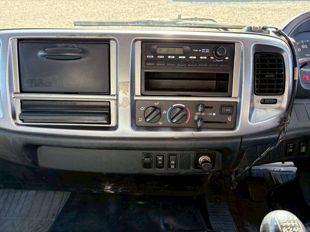 日野レンジャーダンプ中型（4t）[写真21]