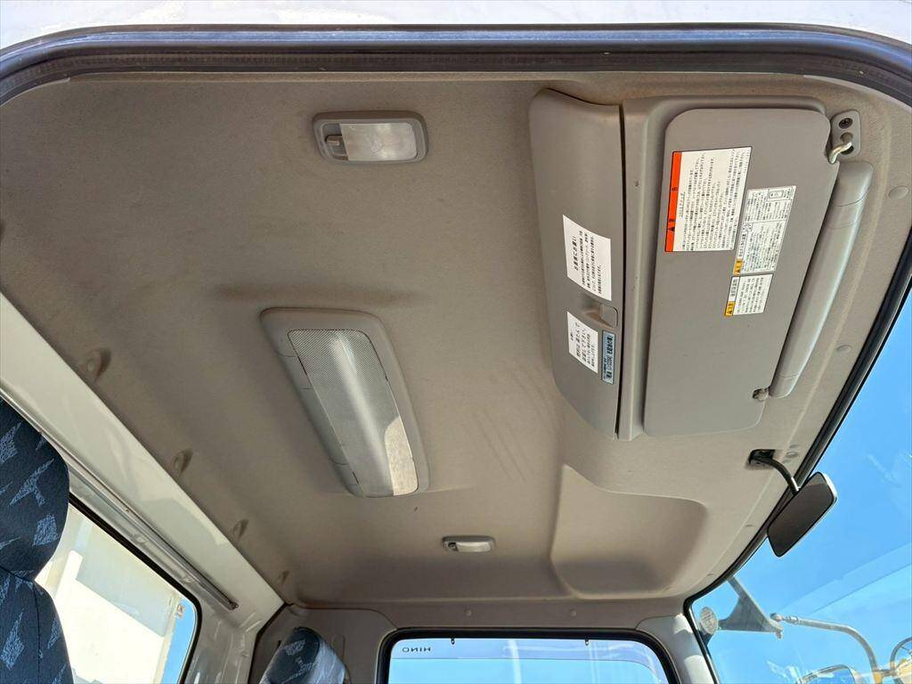 日野レンジャーダンプ中型（4t）[写真23]