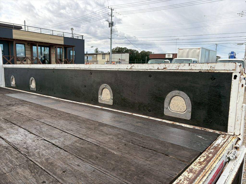 日野デュトロクレーン4段小型（2t・3t）[写真08]