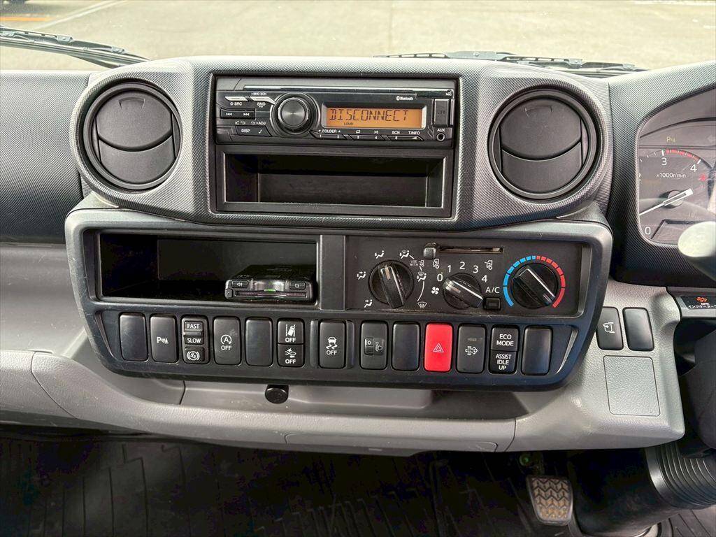 日野デュトロ平ボディ小型（2t・3t）[写真20]