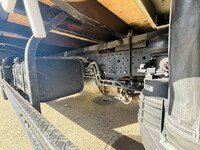 いすゞエルフ平ボディ小型（2t・3t）[写真16]