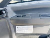 いすゞエルフ平ボディ小型（2t・3t）[写真28]