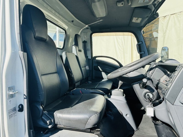 いすゞエルフ平ボディ小型（2t・3t）[写真30]