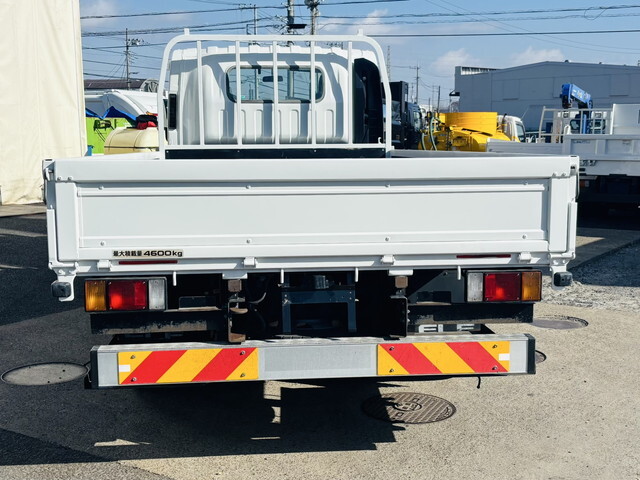 いすゞエルフ平ボディ小型（2t・3t）[写真06]