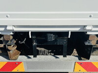 いすゞエルフ平ボディ小型（2t・3t）[写真10]