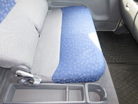 三菱ふそうキャンターアルミバン小型（2t・3t）[写真08]