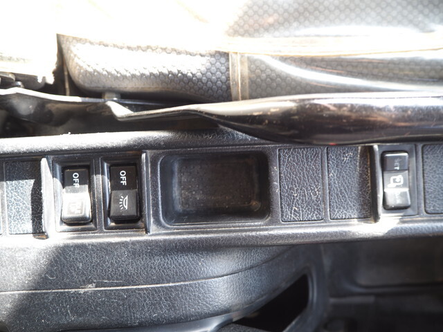 日野レンジャー深ダンプ（土砂禁ダンプ）中型（4t）[写真37]