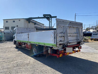 UDトラックスコンドル平ボディ中型（4t）[写真02]