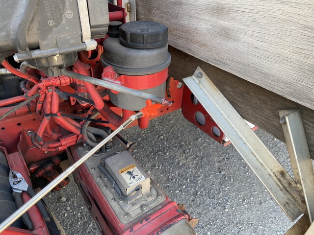 UDトラックスコンドル平ボディ中型（4t）[写真39]