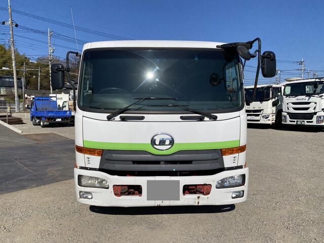 UDトラックスコンドル平ボディ中型（4t）[写真04]