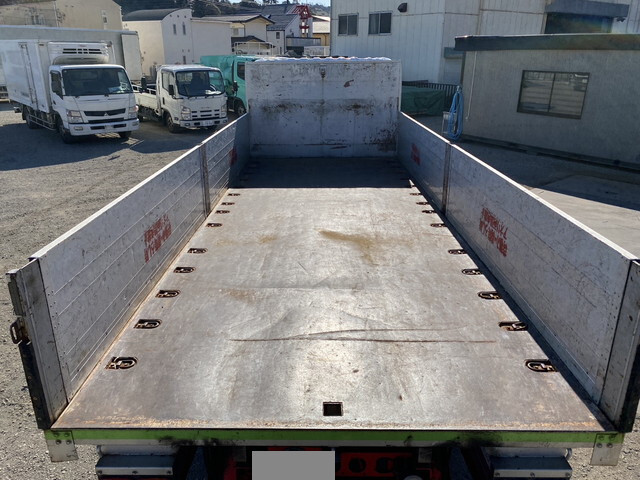 UDトラックスコンドル平ボディ中型（4t）[写真09]