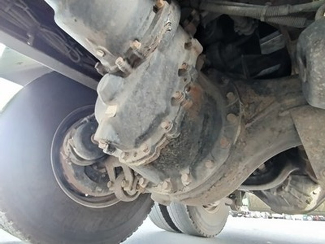 三菱ふそうスーパーグレートダンプ大型（10t）[写真11]