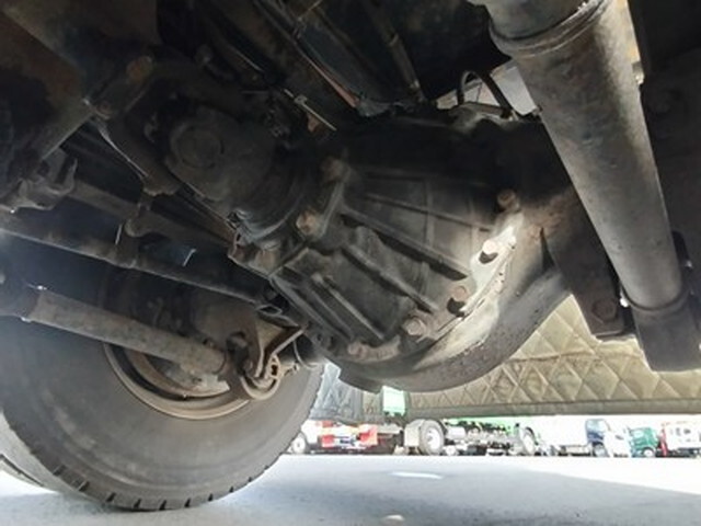 三菱ふそうスーパーグレートダンプ大型（10t）[写真13]