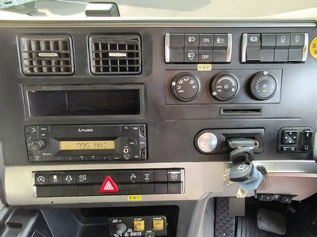 三菱ふそうスーパーグレートダンプ大型（10t）[写真26]