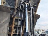 三菱ふそうスーパーグレートダンプ大型（10t）[写真08]