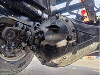 いすゞフォワードコンテナ専用車中型（4t）[写真12]