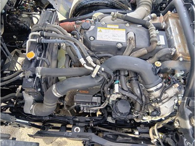 いすゞフォワードコンテナ専用車中型（4t）[写真15]