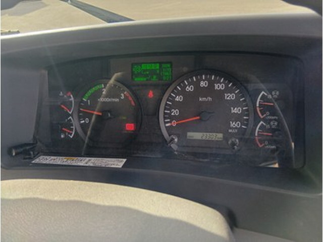 いすゞフォワードコンテナ専用車中型（4t）[写真27]