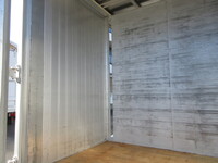 日野デュトロボトルバン小型（2t・3t）[写真11]