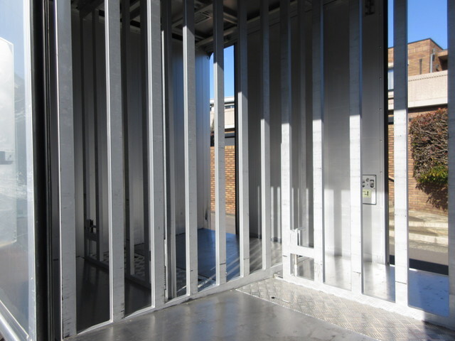 日野デュトロボトルバン小型（2t・3t）[写真14]