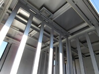 日野デュトロボトルバン小型（2t・3t）[写真21]