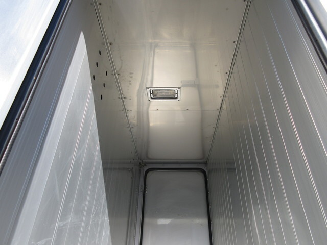 日野デュトロボトルバン小型（2t・3t）[写真22]