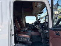 日野プロフィアコンテナ専用車大型（10t）[写真12]