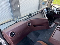 日野プロフィアコンテナ専用車大型（10t）[写真22]