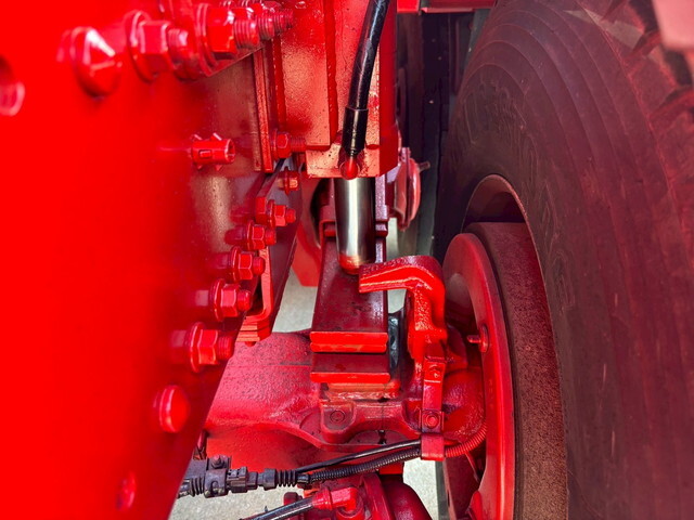 日野プロフィアコンテナ専用車大型（10t）[写真28]