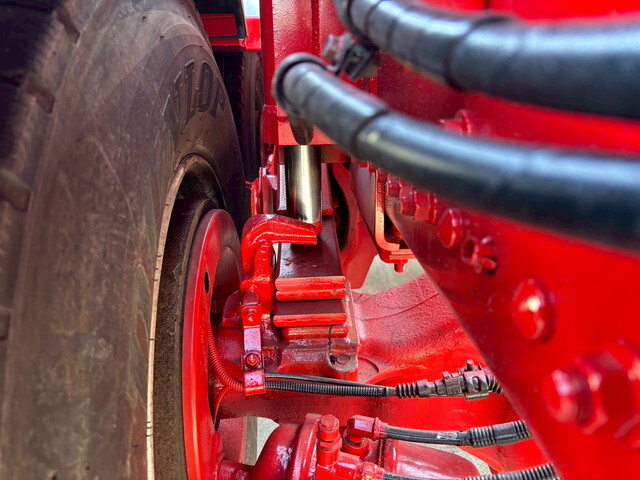 日野プロフィアコンテナ専用車大型（10t）[写真29]