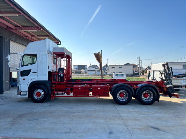 日野プロフィアコンテナ専用車大型（10t）[写真34]