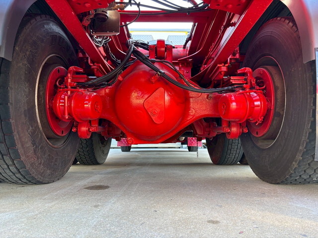 日野プロフィアコンテナ専用車大型（10t）[写真08]