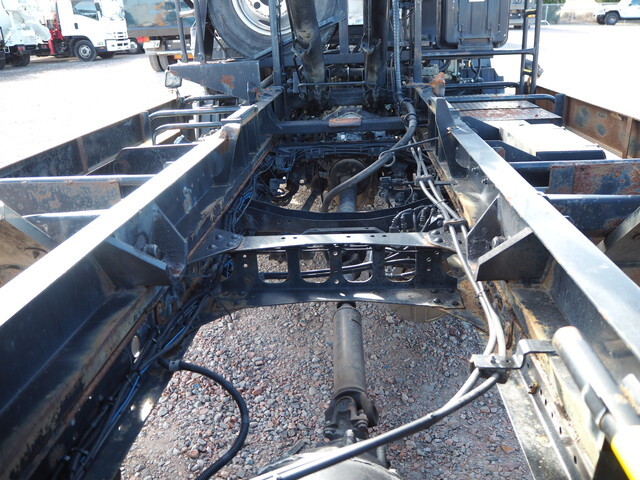 三菱ふそうファイターコンテナ専用車中型（4t）[写真22]