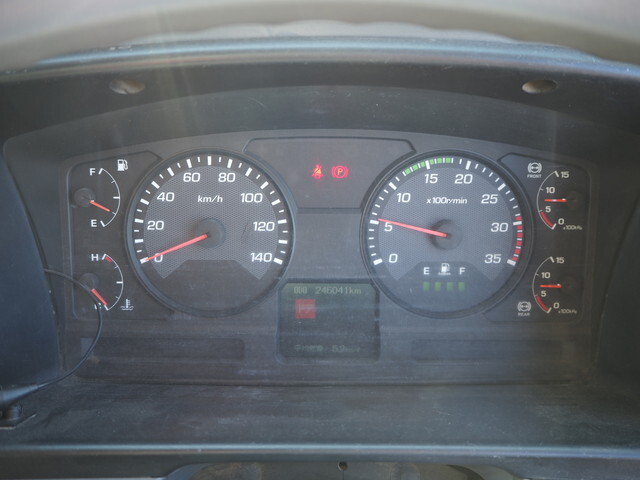 三菱ふそうファイターコンテナ専用車中型（4t）[写真40]