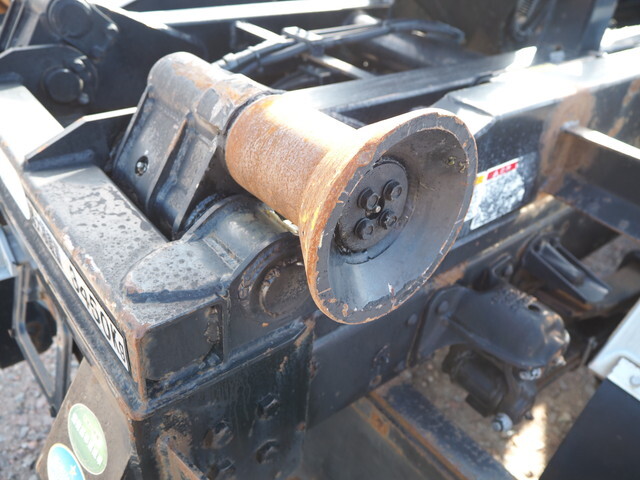 三菱ふそうファイターコンテナ専用車中型（4t）[写真09]