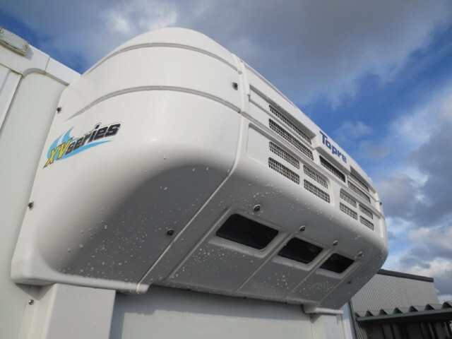 いすゞエルフ冷凍車（冷蔵車）小型（2t・3t）[写真10]