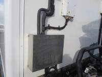 いすゞエルフ冷凍車（冷蔵車）小型（2t・3t）[写真13]