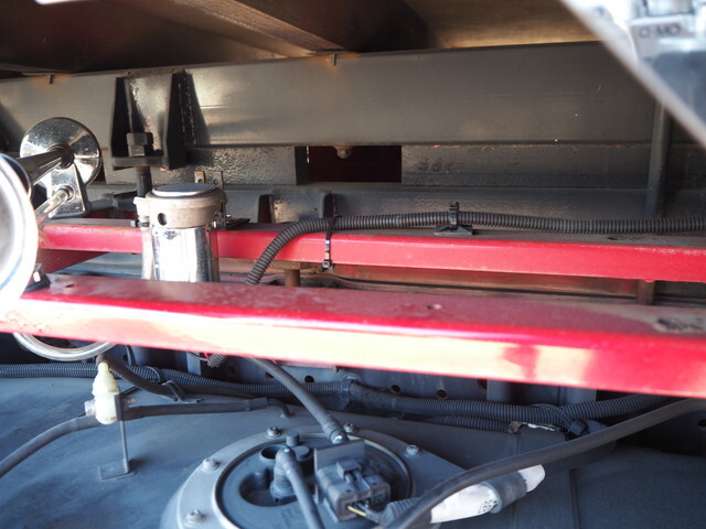 三菱ふそうキャンターアルミブロック小型（2t・3t）[写真11]