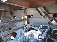 三菱ふそうキャンターアルミブロック小型（2t・3t）[写真15]