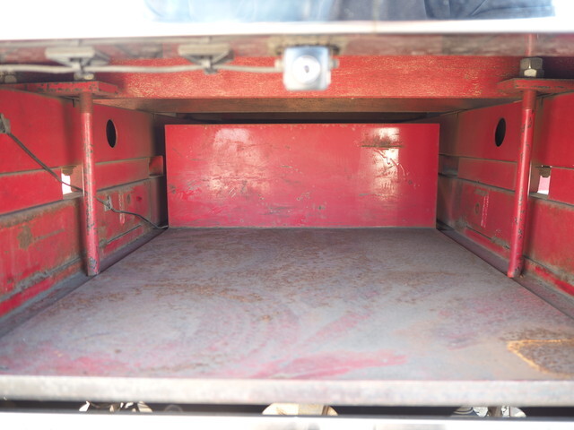 三菱ふそうキャンターアルミブロック小型（2t・3t）[写真17]