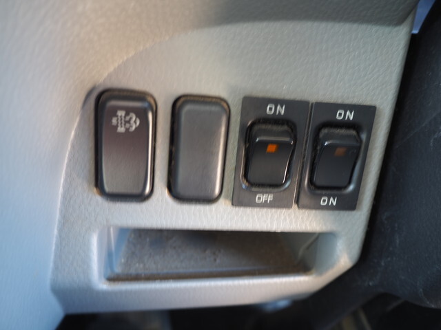 三菱ふそうキャンターアルミブロック小型（2t・3t）[写真38]