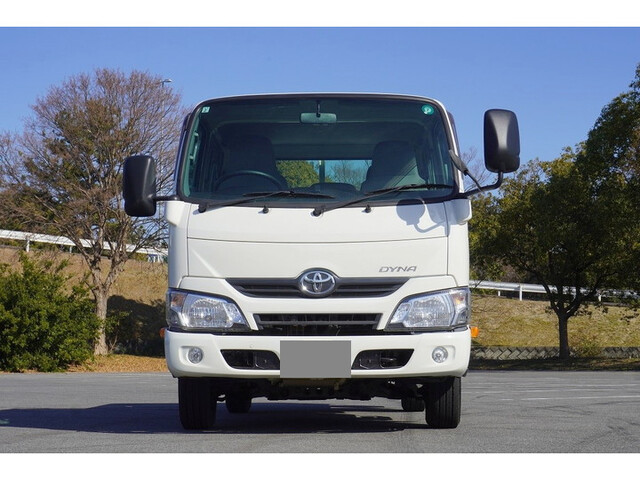 トヨタトヨエースダブルキャブ（Wキャブ）小型（2t・3t）[写真09]