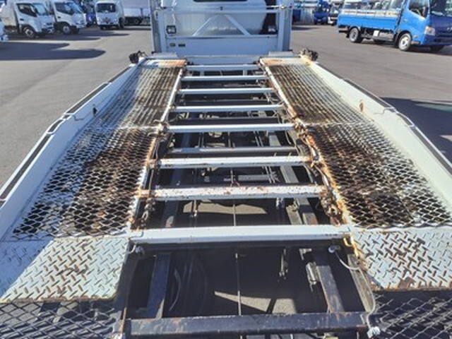 三菱ふそうキャンターセーフティローダー小型（2t・3t）[写真08]