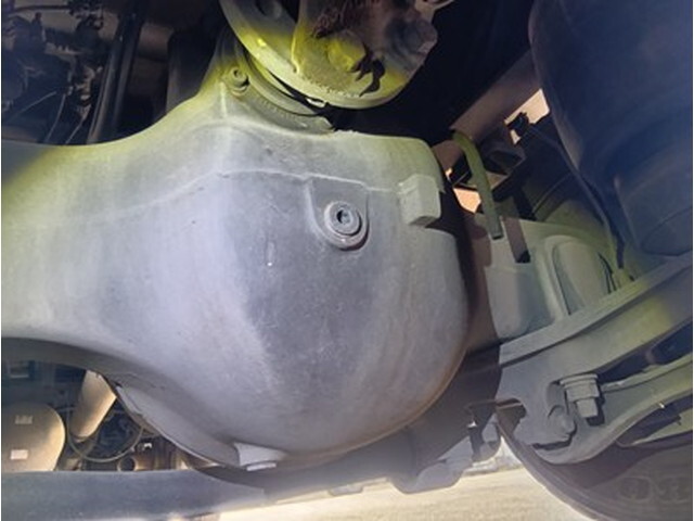 UDトラックスクオンアルミウイング大型（10t）[写真12]