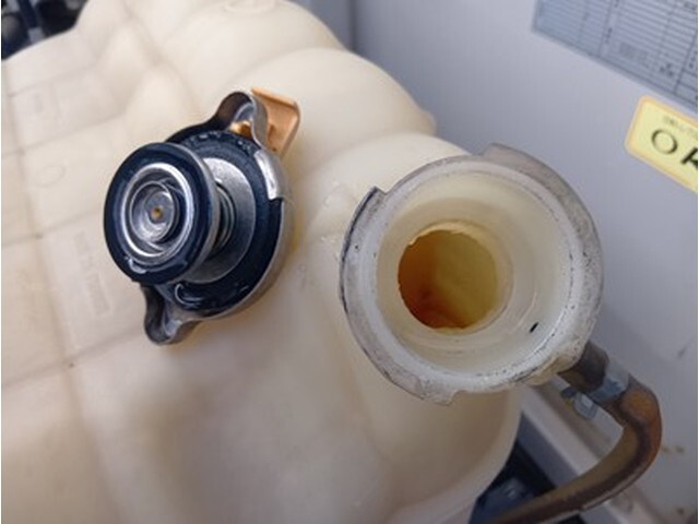 UDトラックスクオンアルミウイング大型（10t）[写真20]