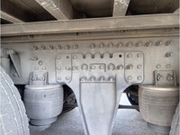 UDトラックスクオンアルミウイング大型（10t）[写真10]