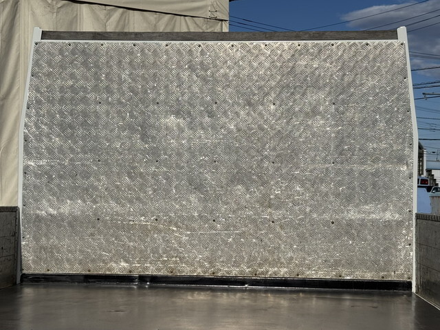 いすゞエルフアルミブロック小型（2t・3t）[写真13]