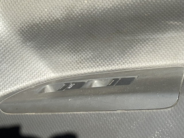 いすゞエルフアルミブロック小型（2t・3t）[写真28]